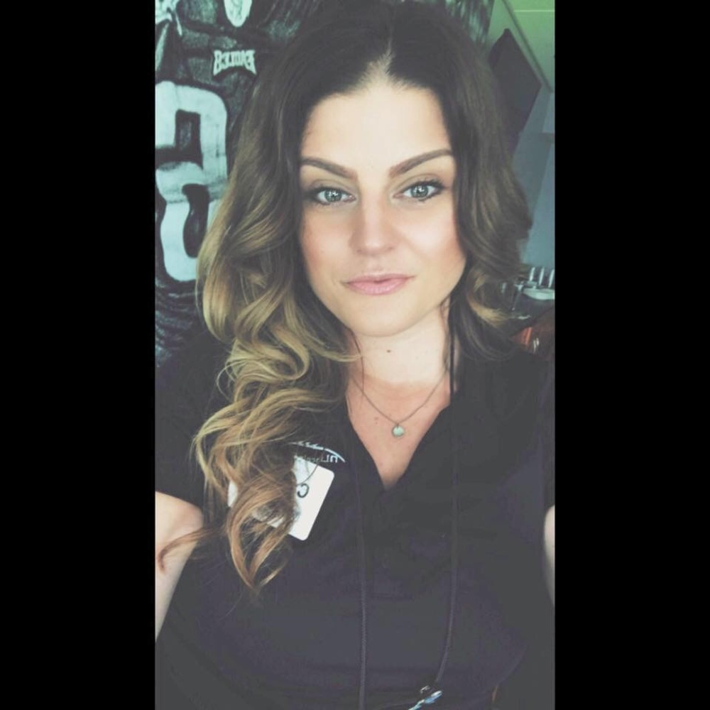 Meet your Posher, Candice